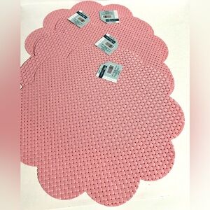 Pink Flower Scallop 14.88" Placemats Weave Spring Shop Summer Set 4 NEW Plastic